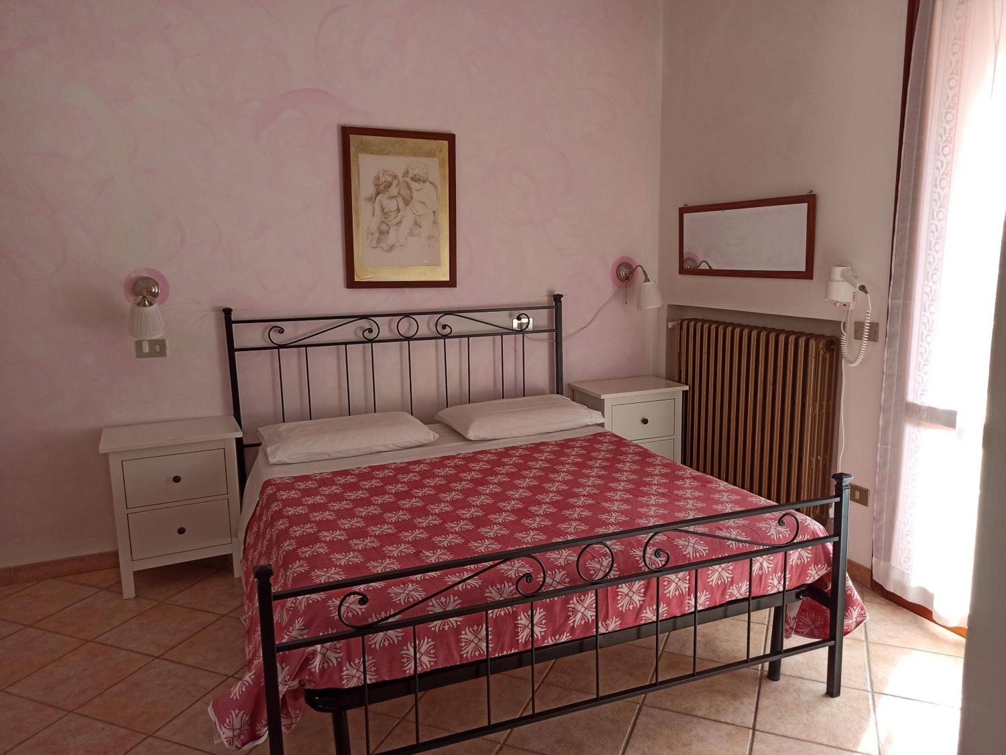 Agriturismo La Quiete Roncofreddo الغرفة الصورة