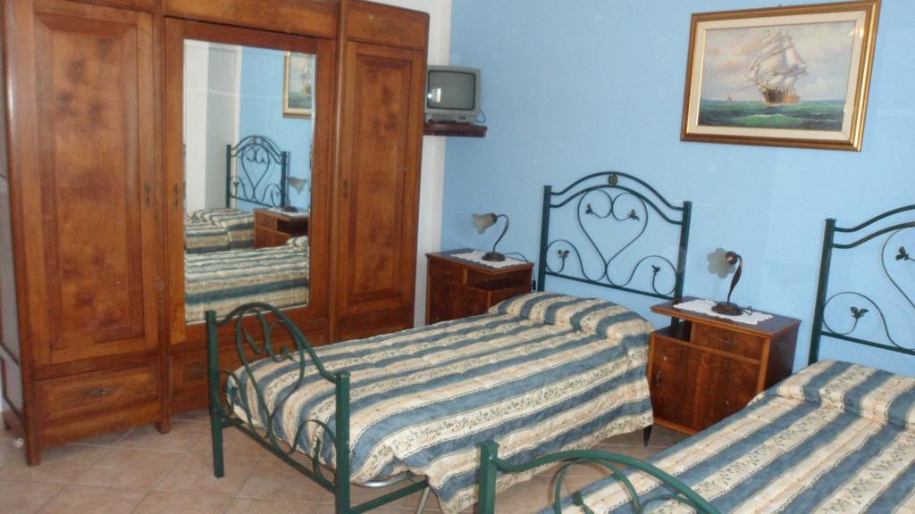 Agriturismo La Quiete Roncofreddo الغرفة الصورة