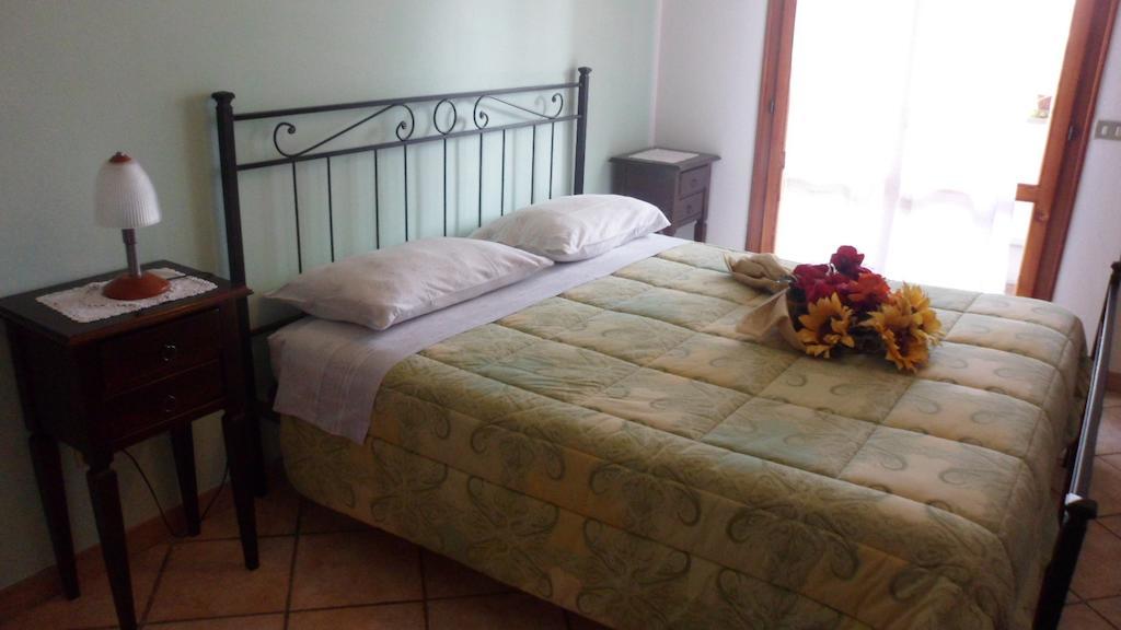 Agriturismo La Quiete Roncofreddo الغرفة الصورة